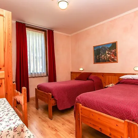 Hotell Adele 3*