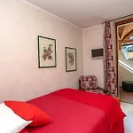 Adele Hotel 3*